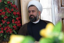 تاكنون هيچ برنامهاي در حوزه علميه يزد به دليل نداشتن پول تعطيل نشده است.