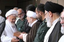 تجلیل از طلاب و روحانیون رزمنده دفاع مقدس در استان يزد