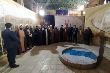تجديد عهد كادر مديريت حوزه علميه استان يزد با آرمانهاي انقلاب اسلامي و بازديد از نمایشگاه موزه عبرت + تصاوير