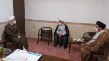 حجت الاسلام و المسلمین شمس در نشستی با مسئول امور استان های معاونت تبلیغ و امور فرهنگی حوزه، خواستار راه اندازی رشته تخصصی تبلیغ در حوزه استان شد.