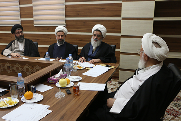 گزارش تصویری از دومین جلسه شورای تخصصی دبیرخانه انجمن‌های علمی حوزه در استان یزد