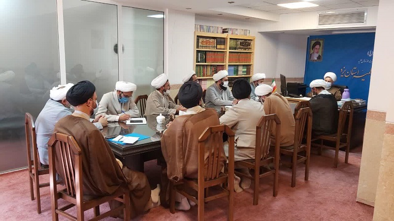 طلاب مدرسه علمیه شفیعیه یزد با شرکت در همایش های مختلف و ارسال مقالات افتخاراتی را برای خود رقم زدند.