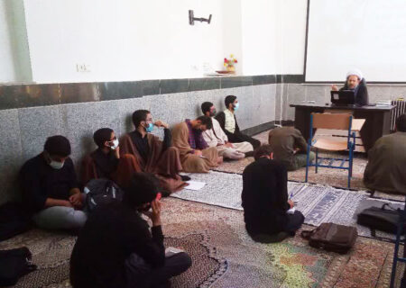 برگزاری دوره های آشنایی با مراکز و موسسات آموزشی حوزوی یزد