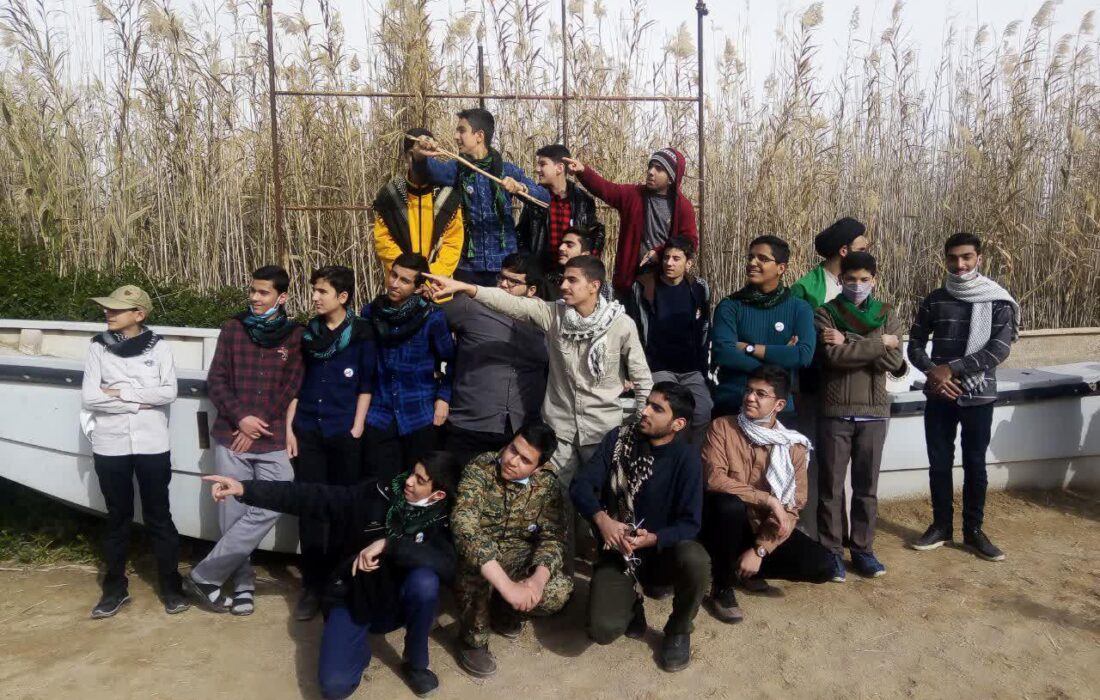 فیلم| حضور طلاب و روحانیون در مناطق عملیاتی “راهیان نور”