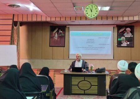 نشست علمی پژوهشی «بانکداری اسلامی یا ربوی» در حوزه علمیه یزد برگزار شد + عکس