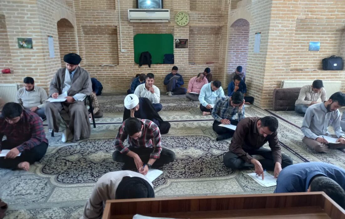 تصاویر/ حال و هوای طلاب مدرسه علمیه خان در ایام امتحانات پایان سال