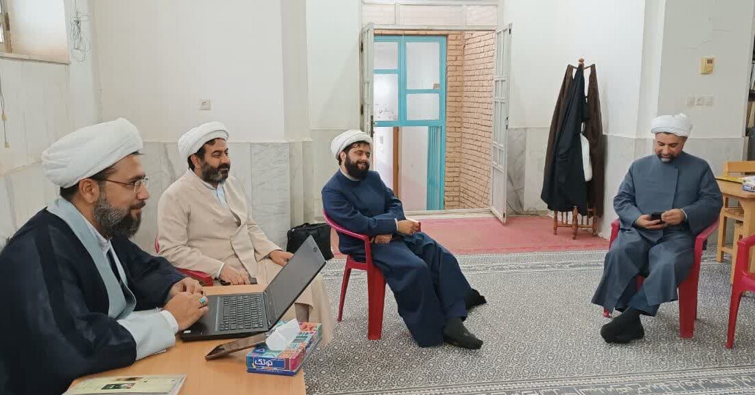 برگزاری ششمین جلسه مبلغان مدارس امین در مدرسه علمیه حجت ابن الحسن میبد